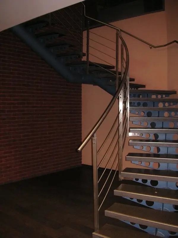 Nerezová zábradlí a schodiště